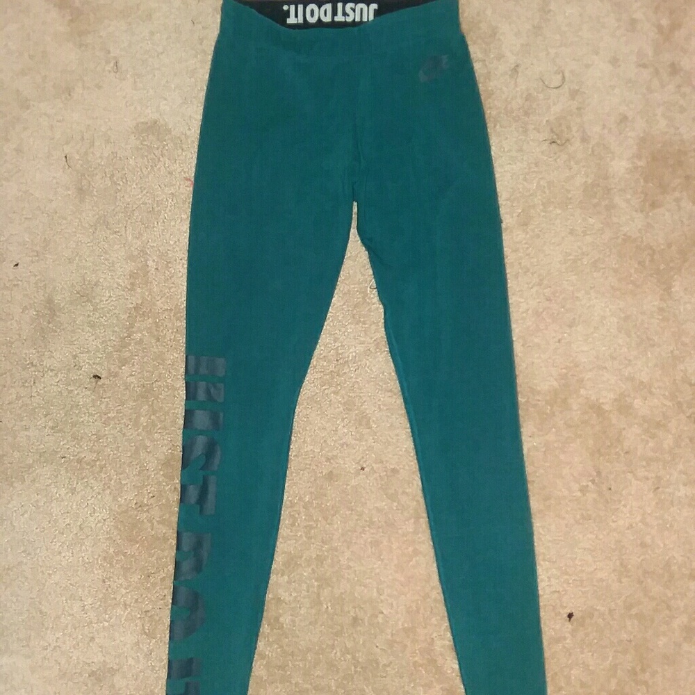 Nike leggings